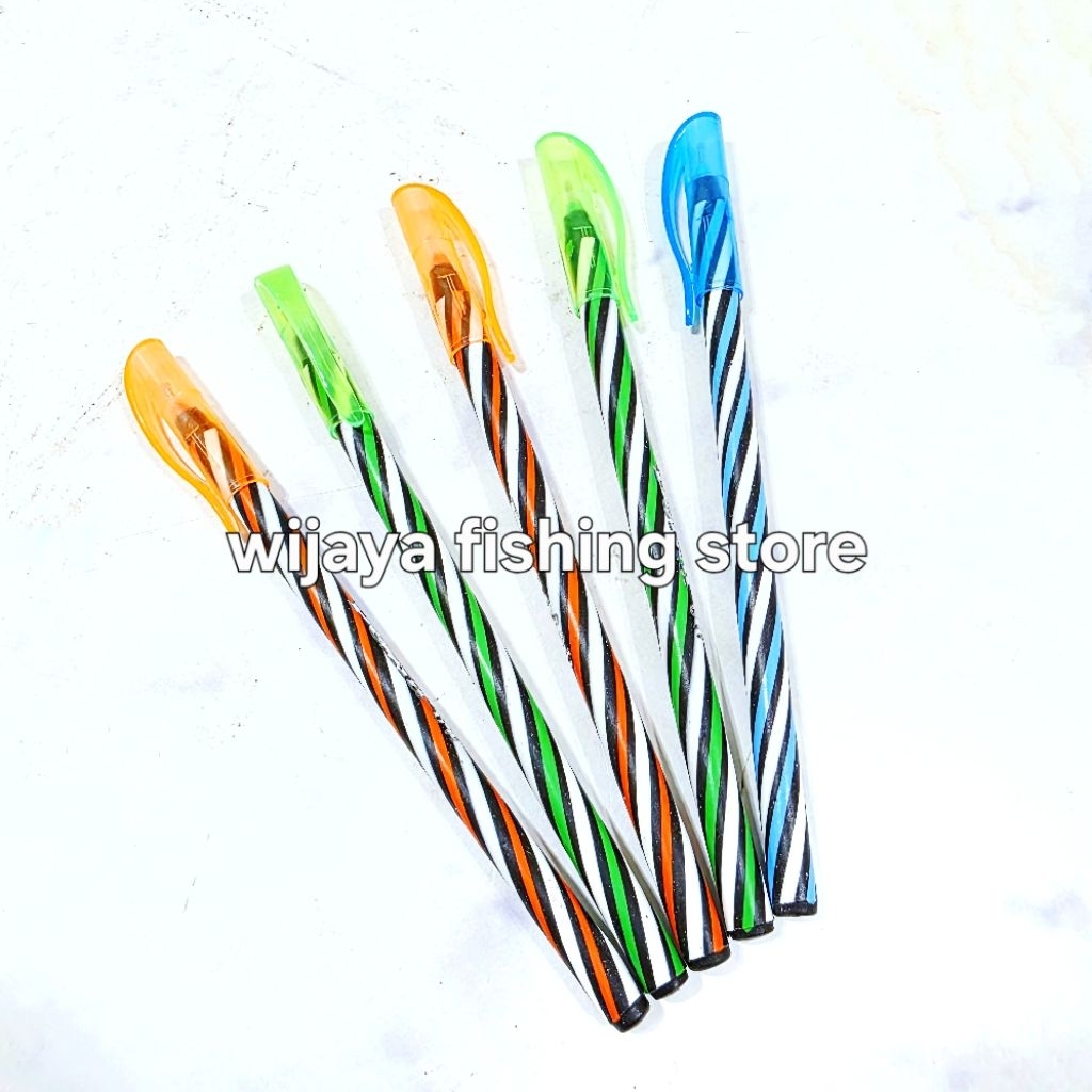

pena / pulpen warna hitam ukuran 0.7mm (per 2pc)
