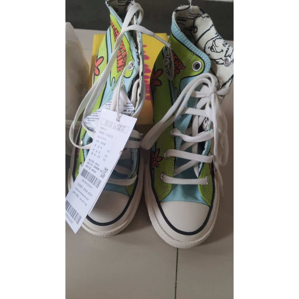 converse scooby doo