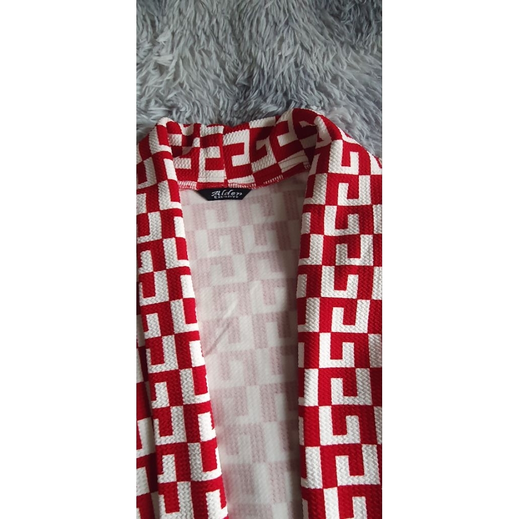 OUTER LUCU / OUTER PL