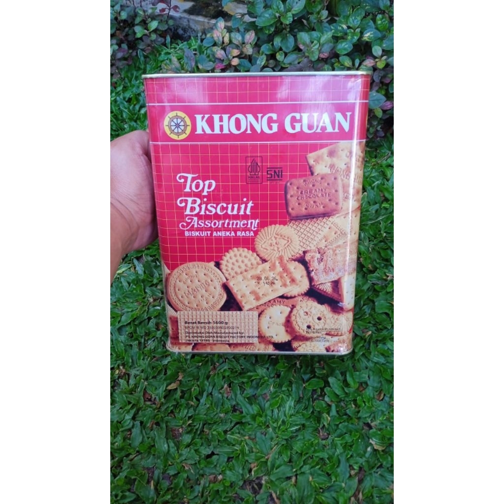 

PROMO Biskuit Khong Guan Kaleng Besar 1600 Gram Top Assortment