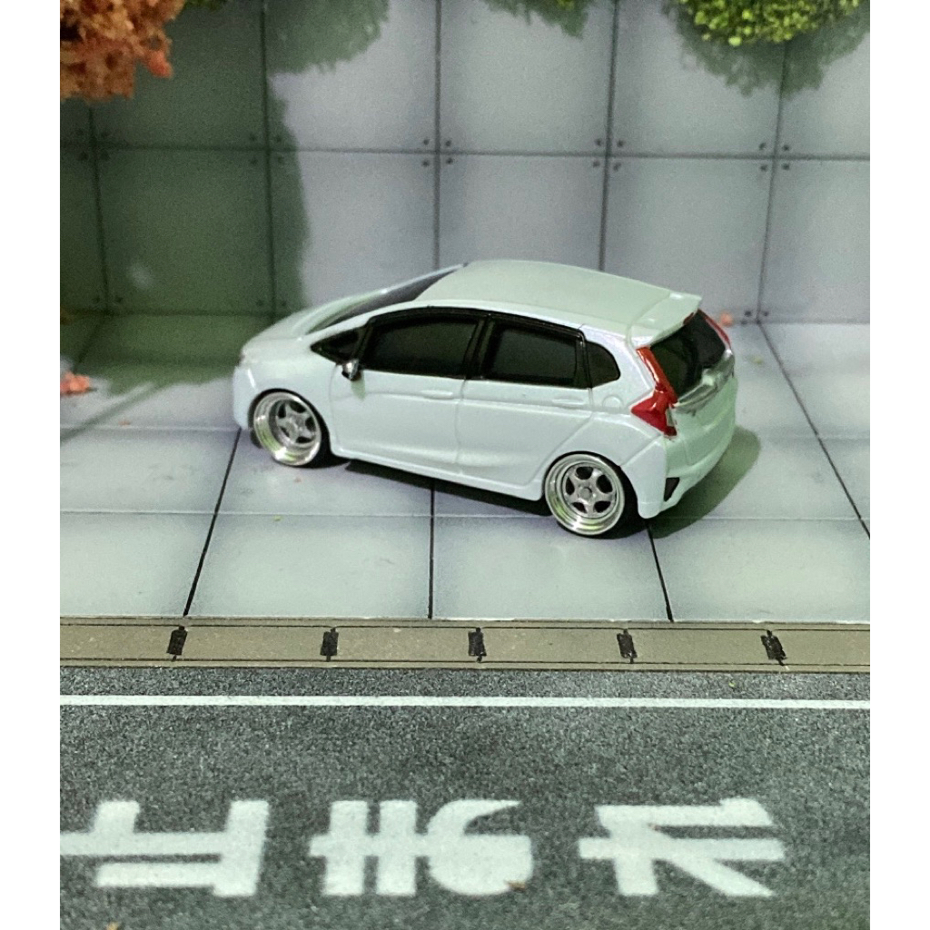TOMICA / Diecast Honda jazz gk5 2015