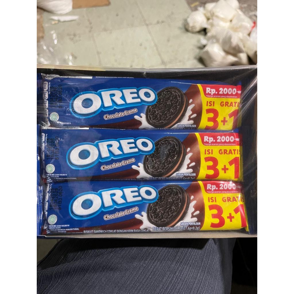 

1 Pak Oreo Chocolate Creme 12 Sachet Isi 3 + 1 Pcs