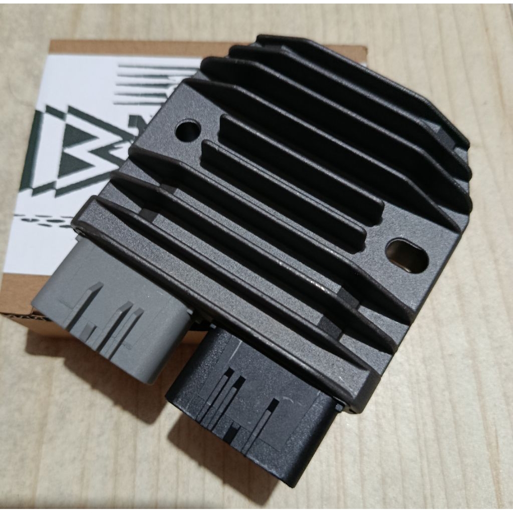 KIPROK REGULATOR HONDA CBR250RR CBR 250 RR (K64-NO1)