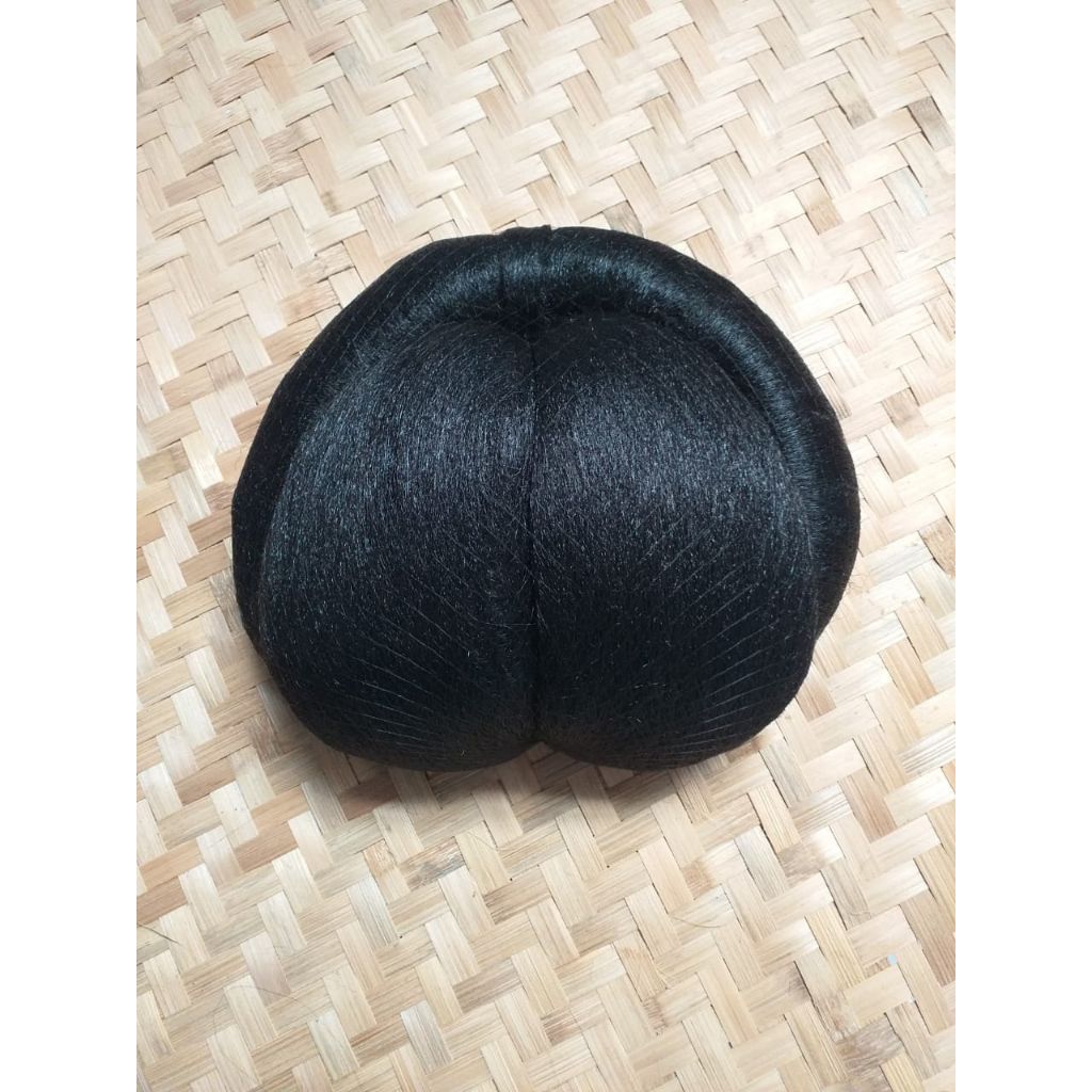 Sanggul tekuk / sanggul jawa tekuk