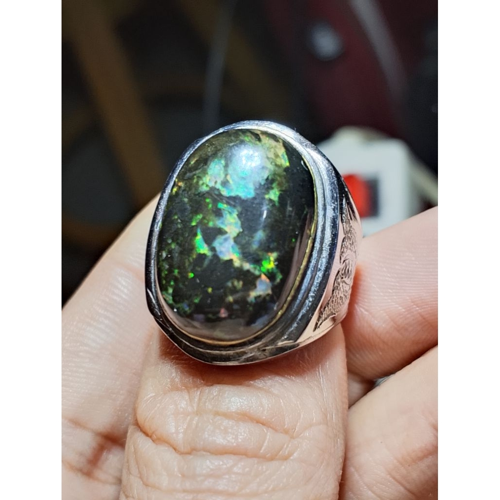 kalimaya black opal jumbo boulder jarong hijau