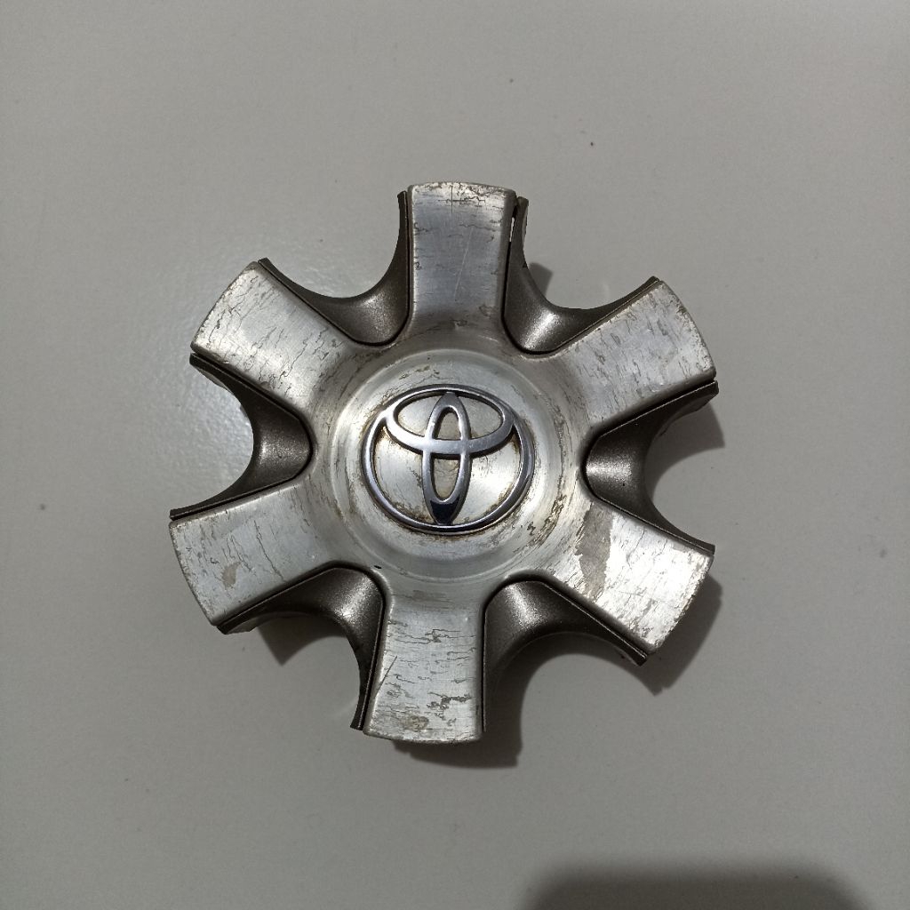 Tutup Velg Dop Roda Toyota Hilux Tahun 2004-2011 Original Second