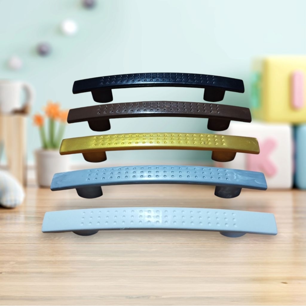 Handle Lemari Gagang Pintu Lemari Jendela Plastik dalam Berbagai Warna 1 Pcs