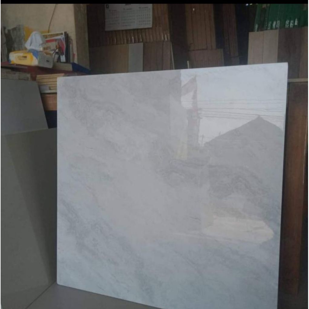 GRANIT LANTAI 80X80 MOTIF ABU MARMER GLAZEDPOLISIH