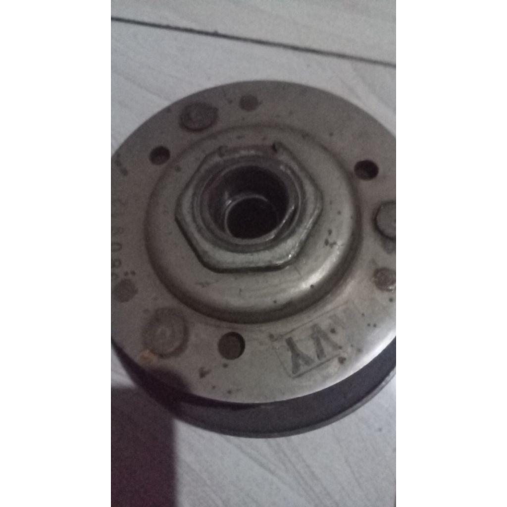 pully belakang beat karbu original