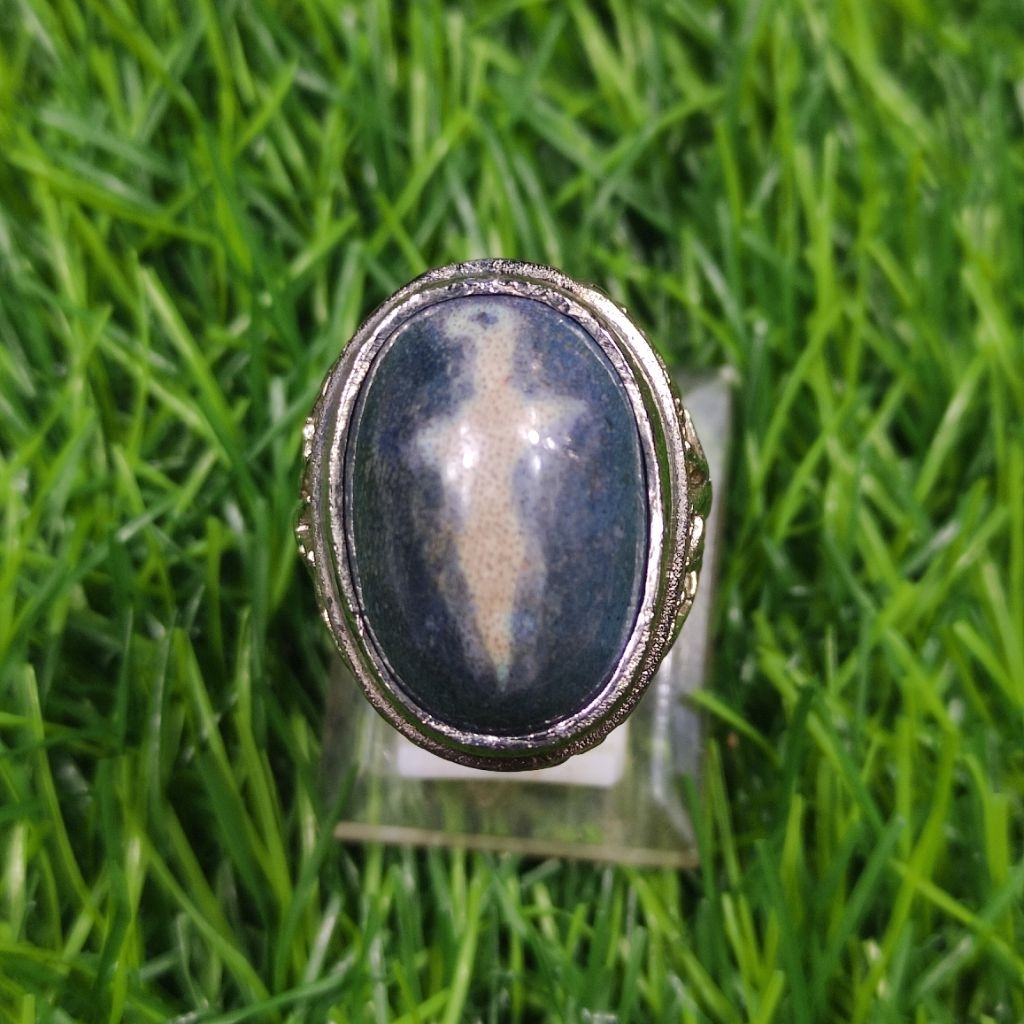 cincin batu akik galih kelor motif keris (motif buatan)