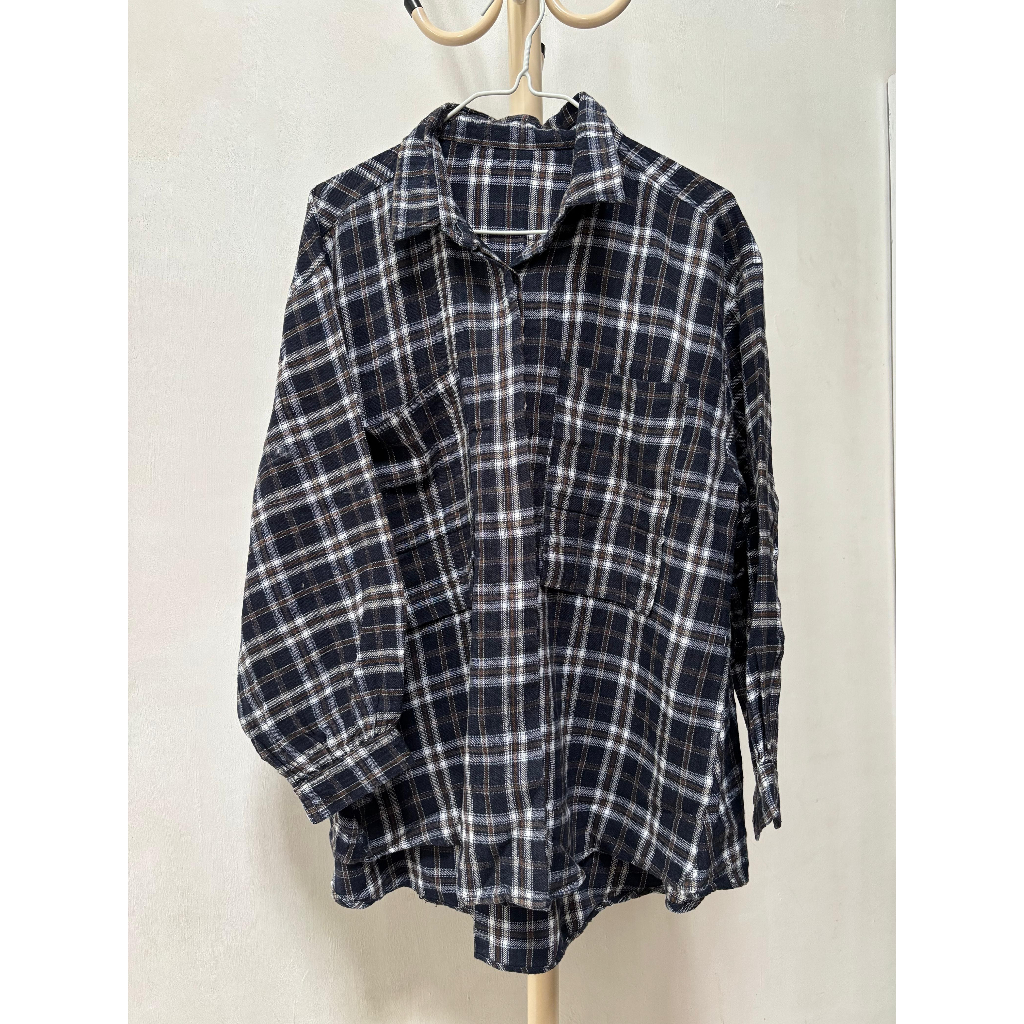 Kemeja Flanel Kotak Wanita Biru Dongker