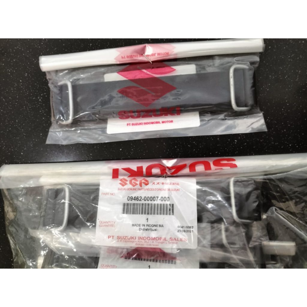 karet pengikat aki Suzuki ts 125 thunder 125 original SGP
