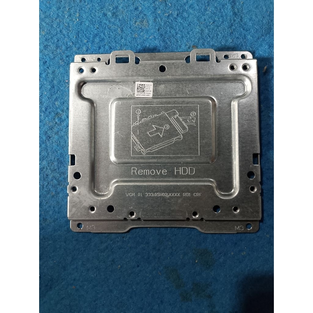 Remove Tutup Hardisk All in One Dell Inspiron 3264