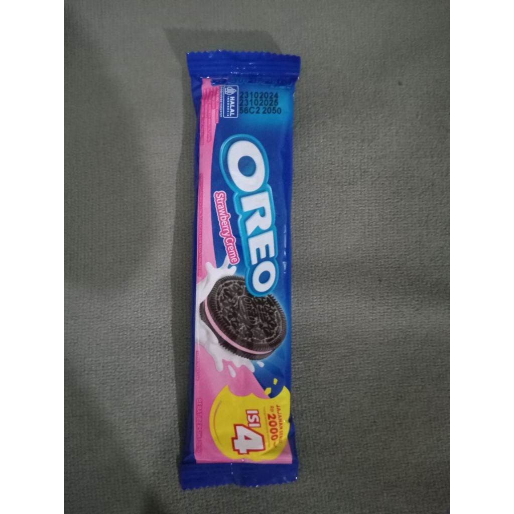 

oreo strawberry creme