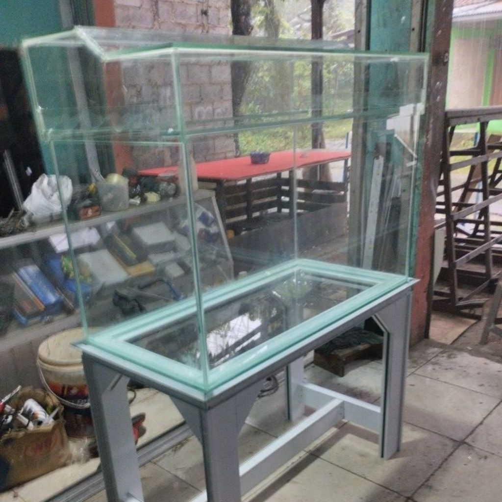 1 Paket Aquarium + Meja Uk.50cm×100cm
