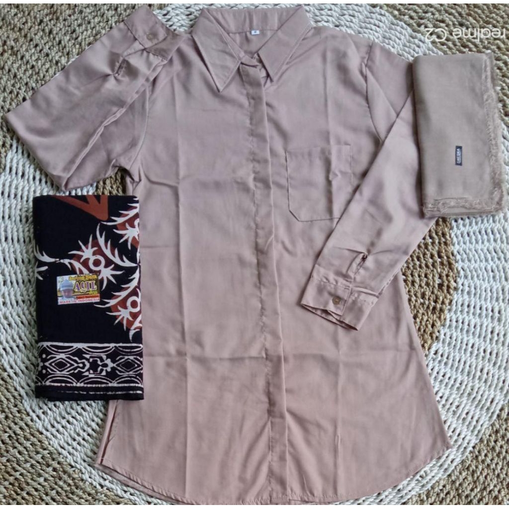 SETELAN SANTRI PUTRI(Tunik Toyobo//Sarung Aqil//Krudung polos Saudia)