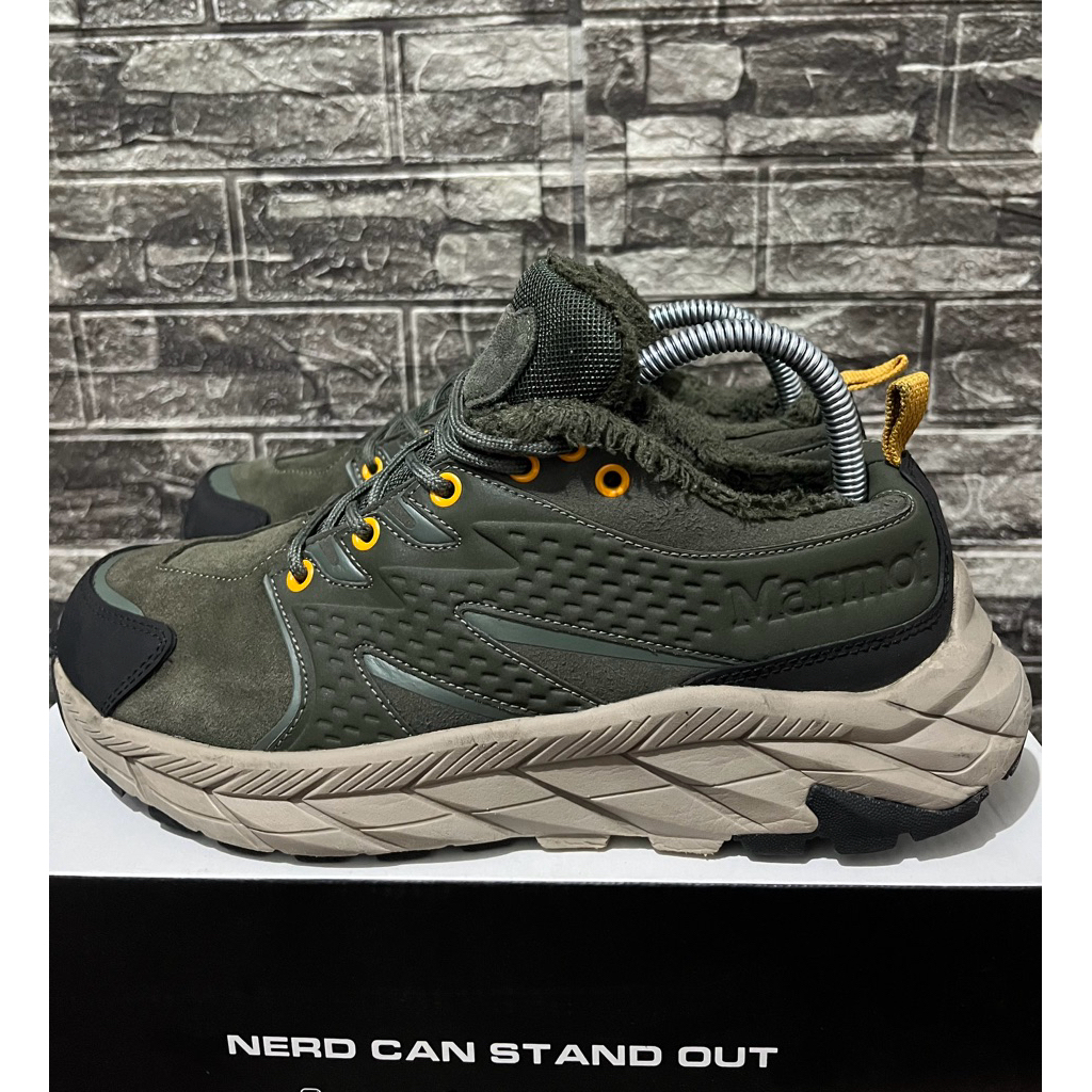 Sepatu outdor marmot