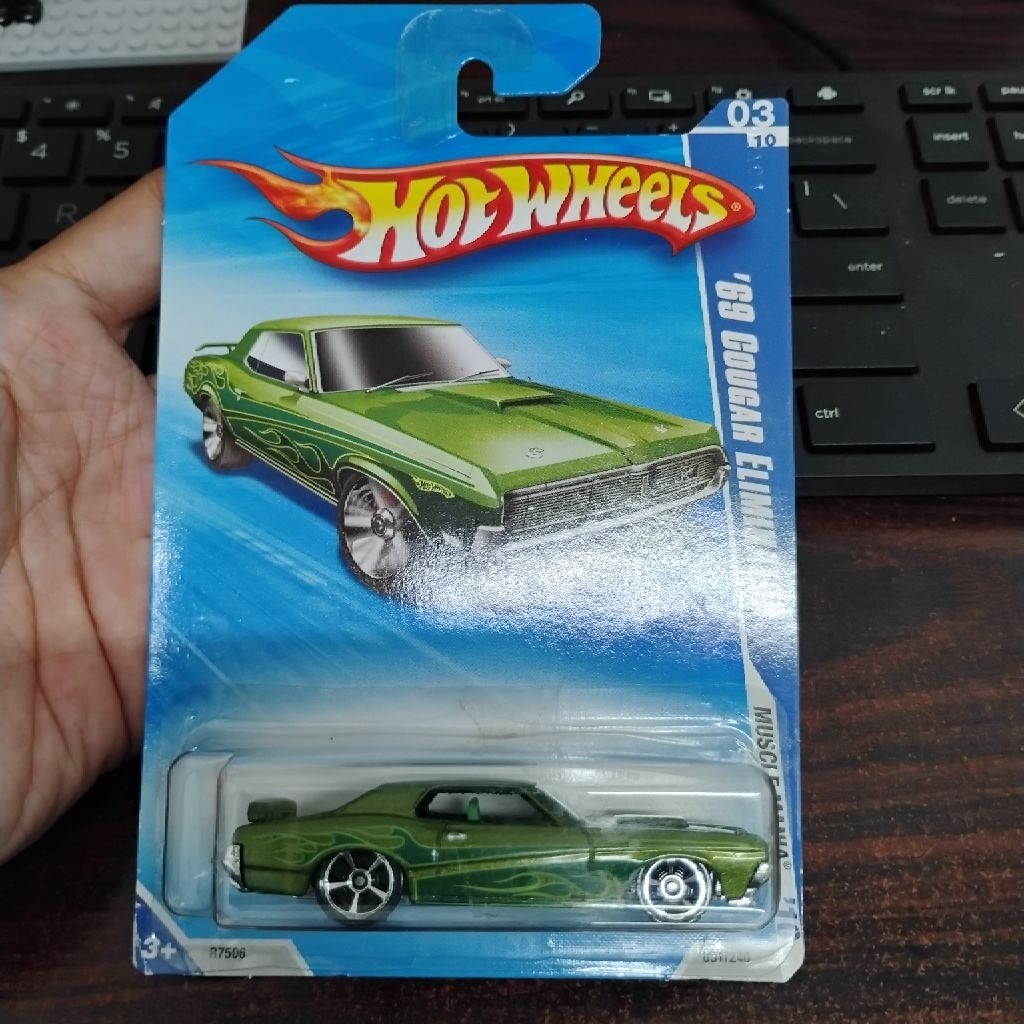 Hot wheels 69 cougar elimi