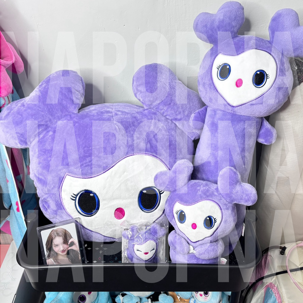 [READY STOCK] Twice Lovelys Gigo - Hand Pillow, Guling, Hugging Doll, Keychain