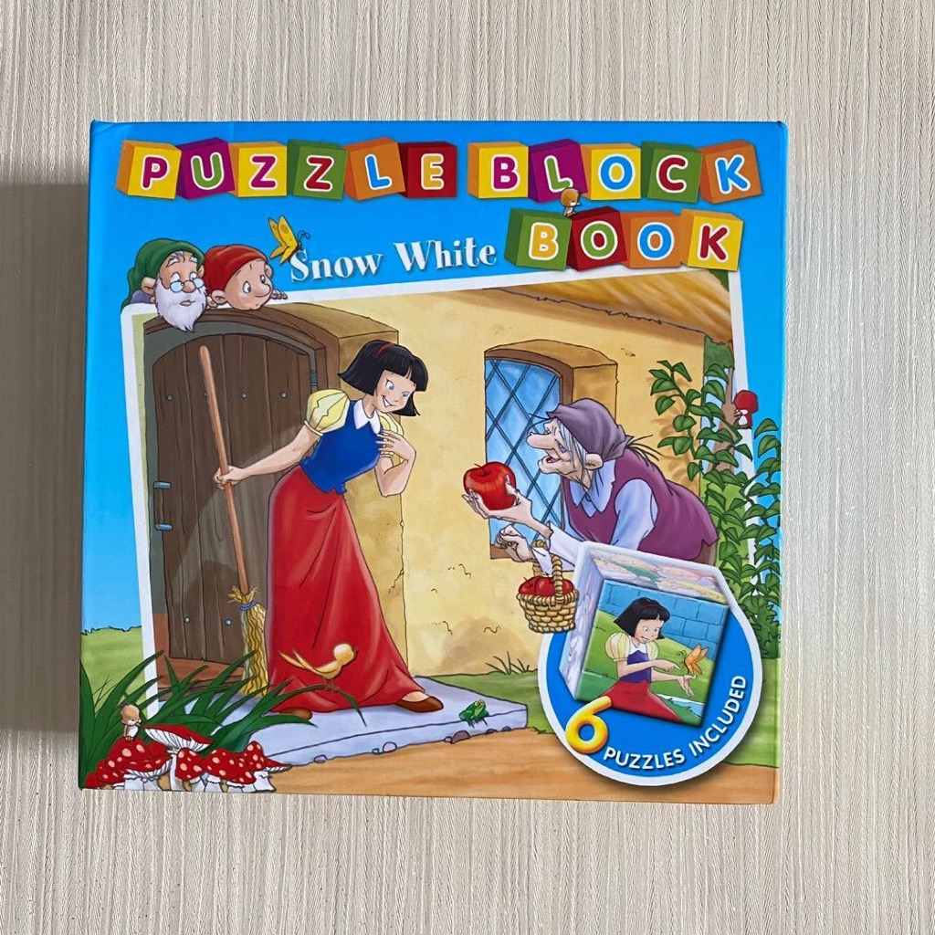 Preloved Snow White Cube Puzzle and Book