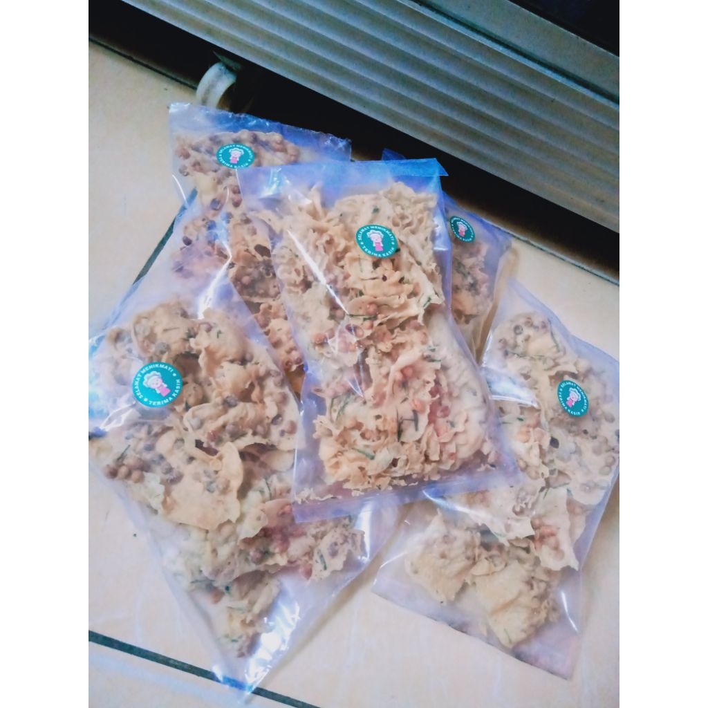 

peyek renyah 1 pack - isi 3pcs 250gram