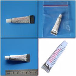 Lem Vinyl Plastic Repair Patch Lem Tambal Pelampung Kolam Renang / LEM REPAIR KIT TAMBAL KOLAM/KASUR