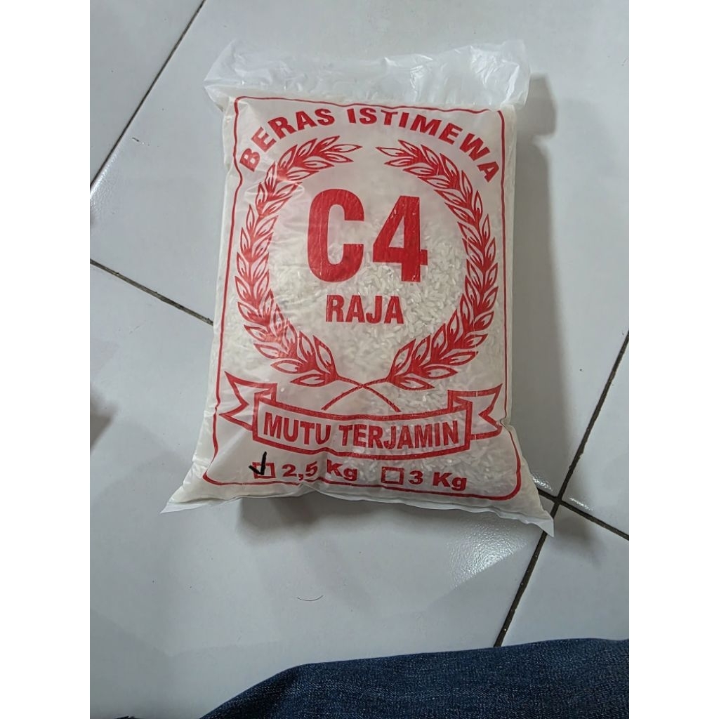

beras super C4 kemasan 2,5 kg