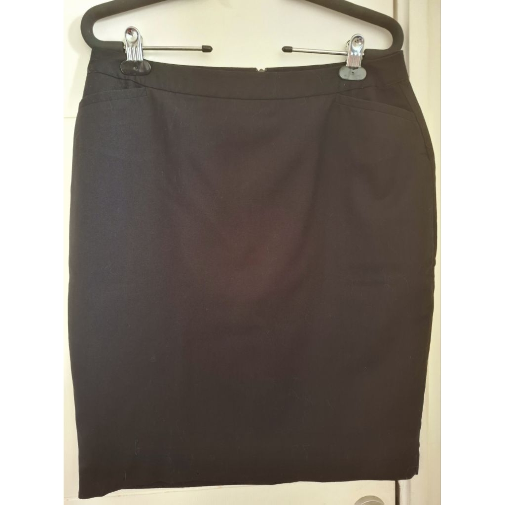 Rok Wanita Original The Executive