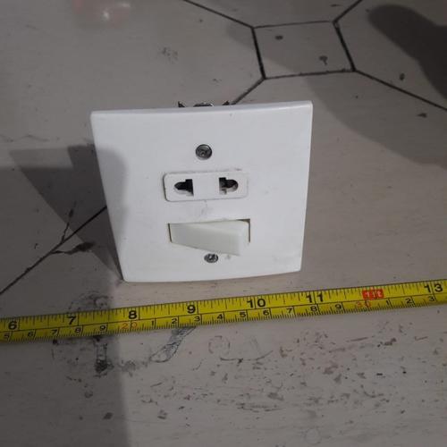 

SAKLAR SAKELAR ENGKEL STOP KONTAK INBOW IN BROCO GLOW GLOWING RADIUM