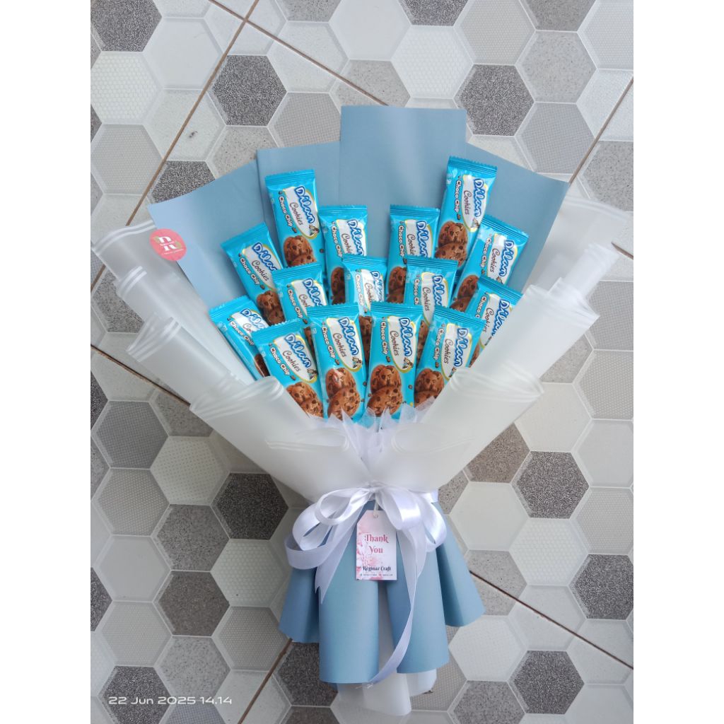 

Reginazcraft Buket Snack Ukuran Sedang