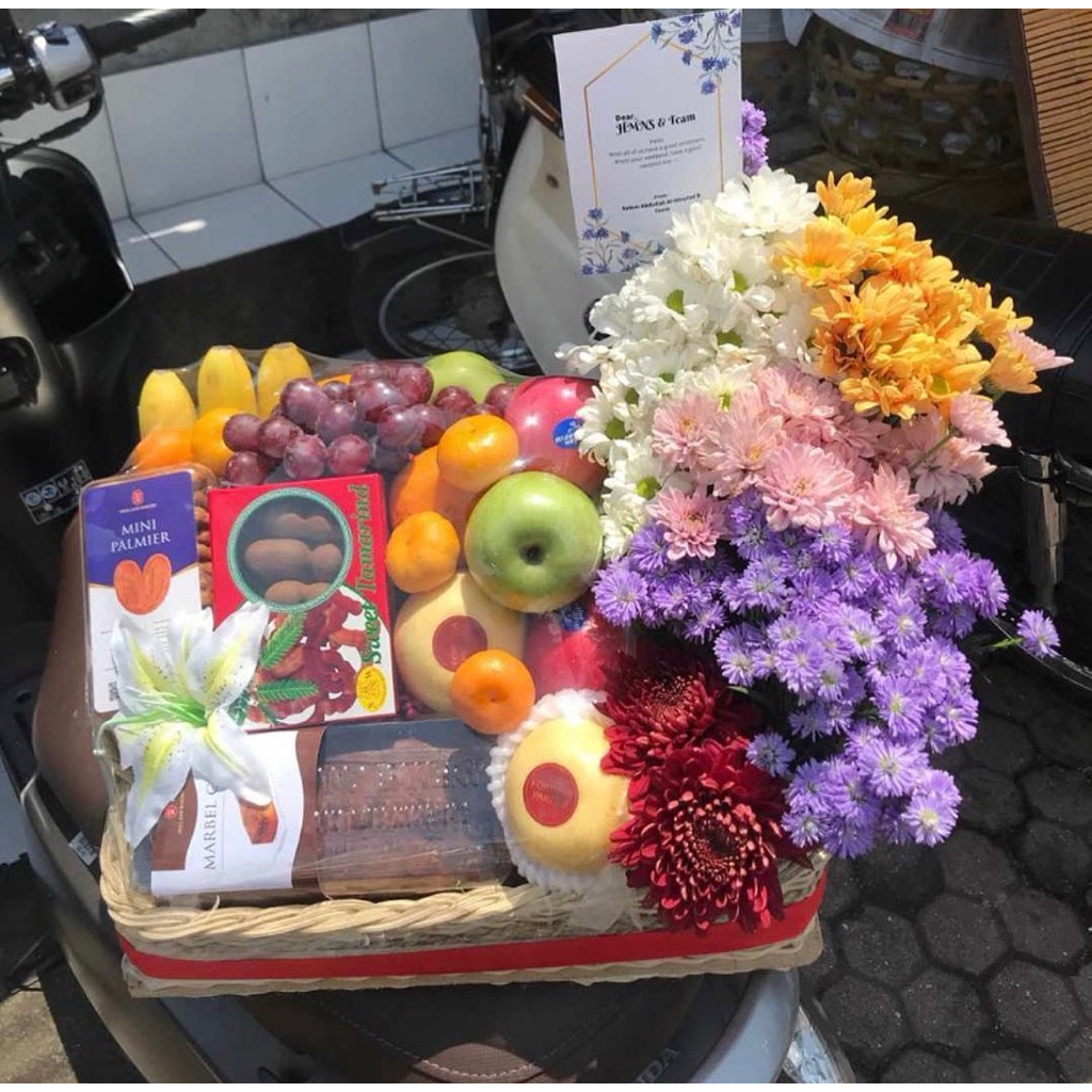 

PARCEL SUPER mix Bunga dan Snack Holland Bakery