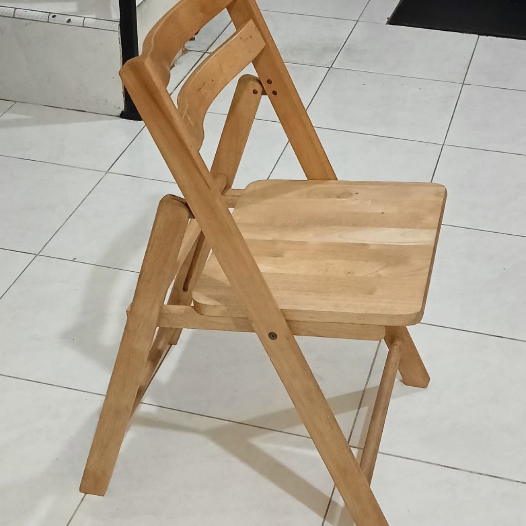 Kursi Lipat Kermit Kursi Pantai Lipat Dengan Gagang Kayu Kursi Camping Beban 150kg