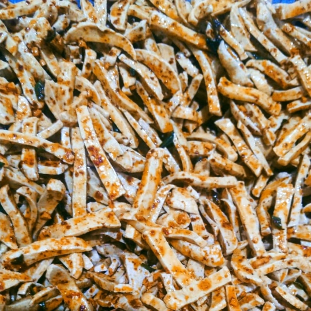 

BASRENG PEDAS DAUN JERUK KRIUK GURIH CIKRUH