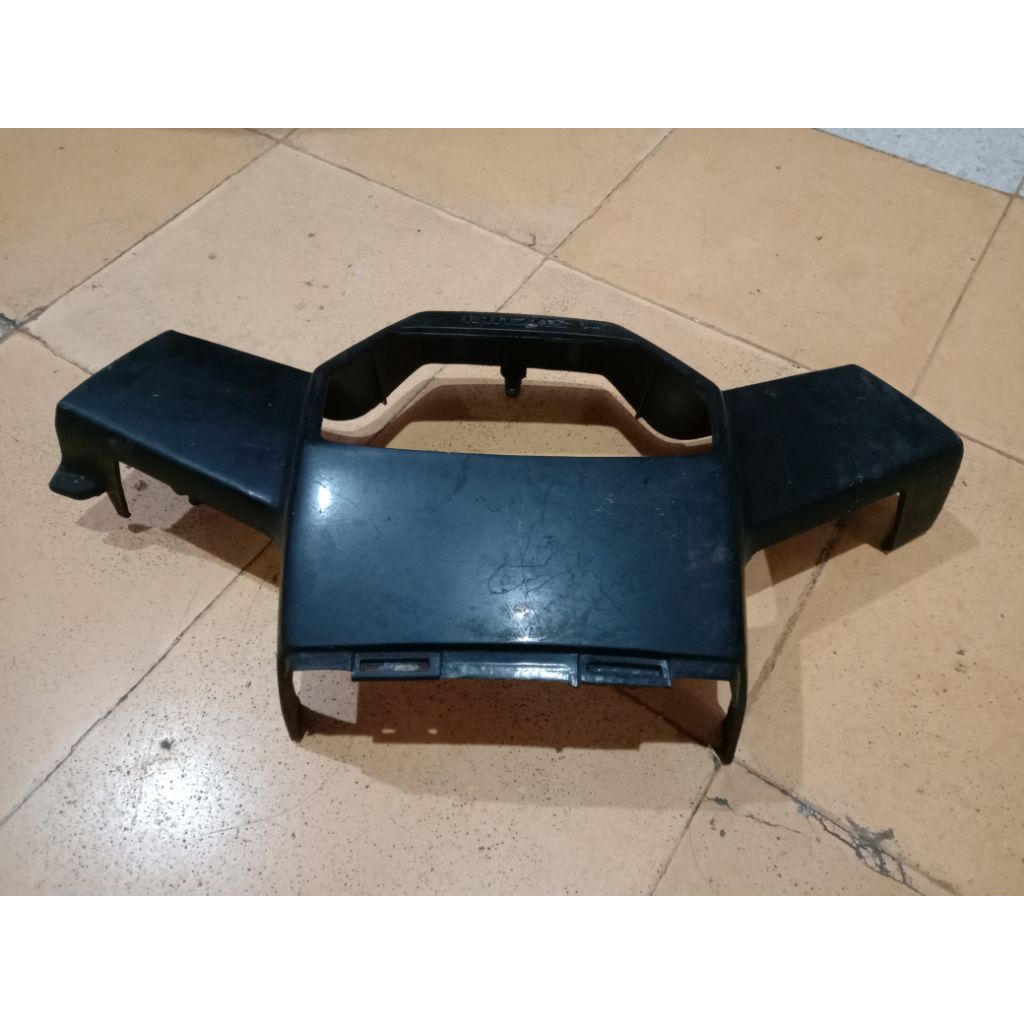 Cover Batok Atas Suzuki RC100 Spirit Bravo DK Original