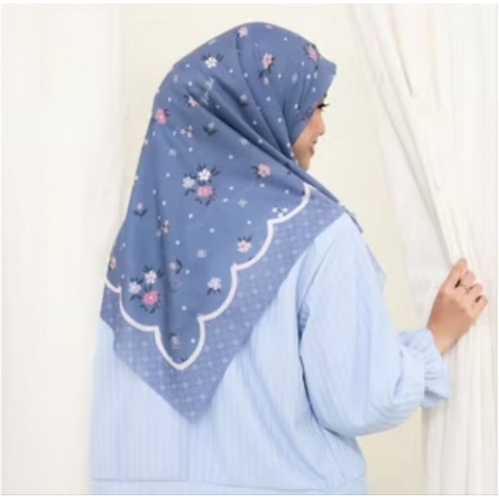 Hijab Segi Empat Motif Bunga / Kerudung Motif Segi Empat Lasercut