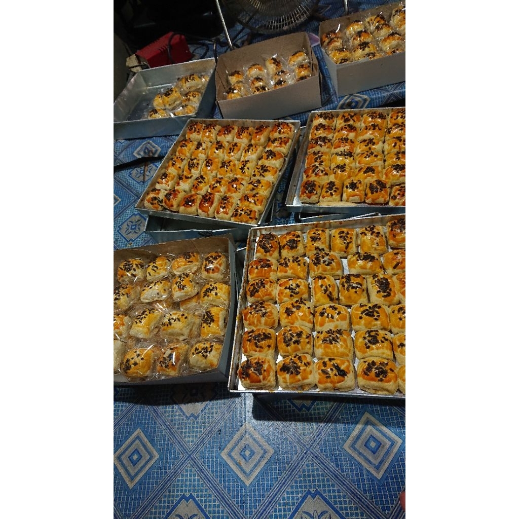 

BOLEN PISANG COKLAT MINI