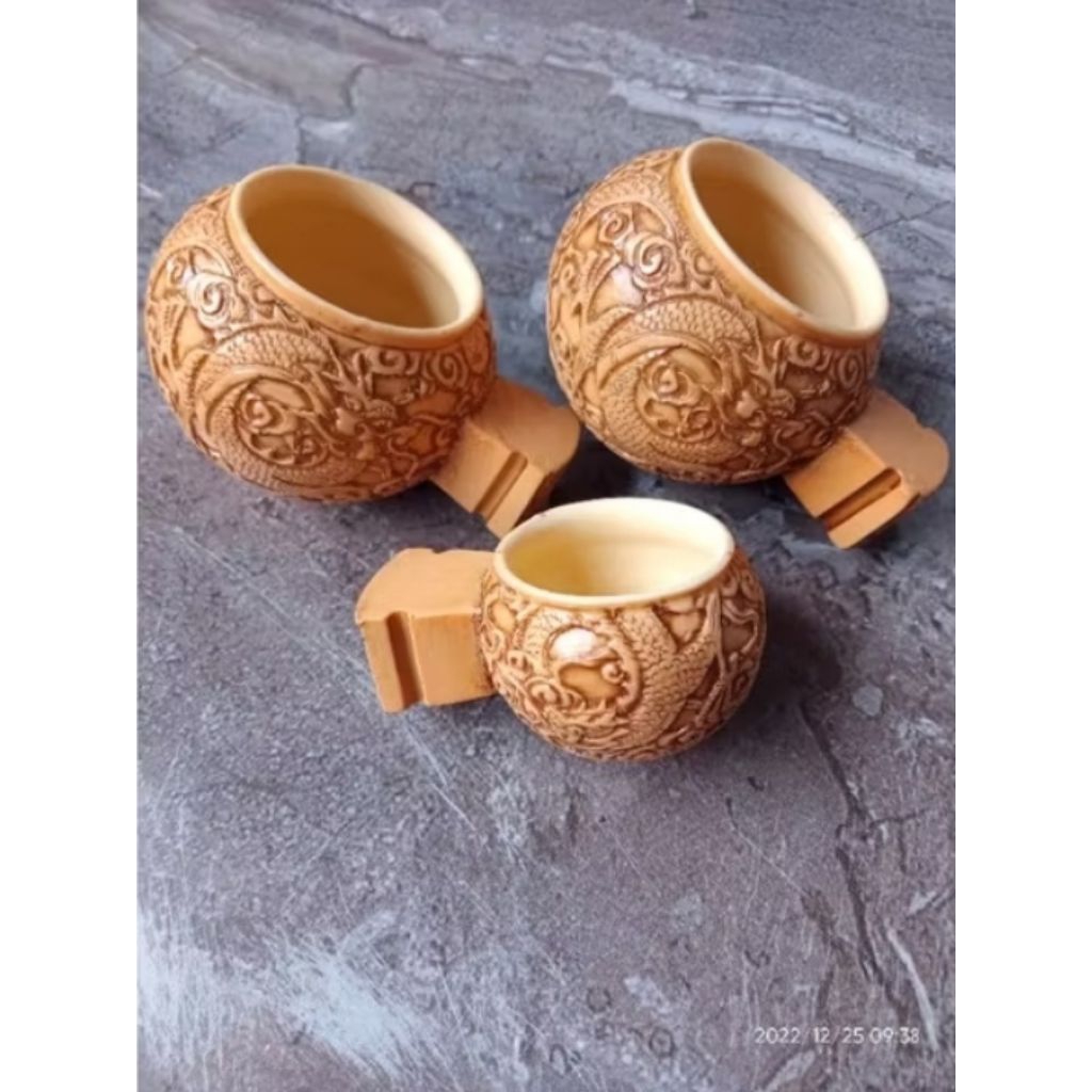 Cepuk Pakan Burung Anis/Murai Batu Motif Naga