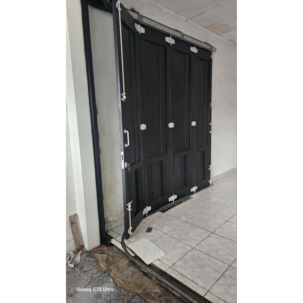 pintu tikung garasi custom