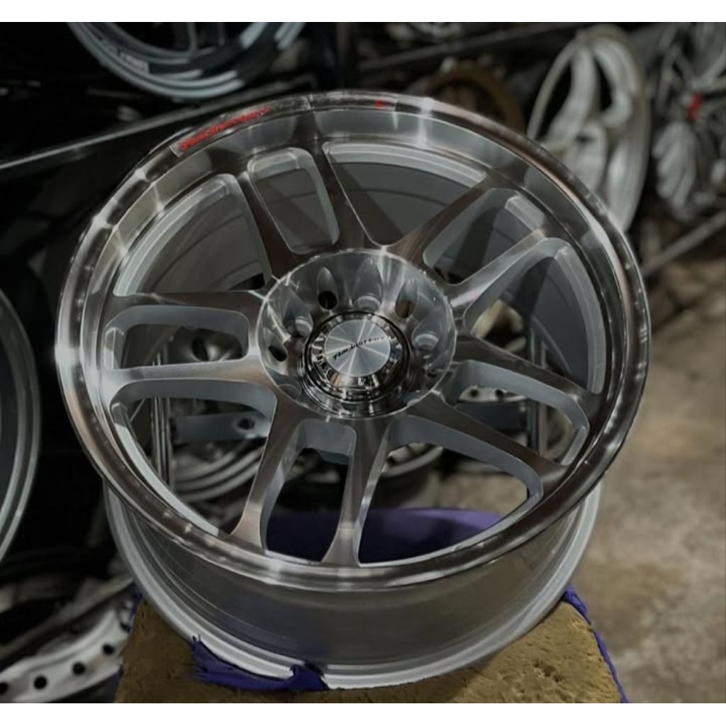 velg mobil ring 18 velg RACING HART CP035 R18 velg racing racing R18 cocok untuk velg mobil velg rac