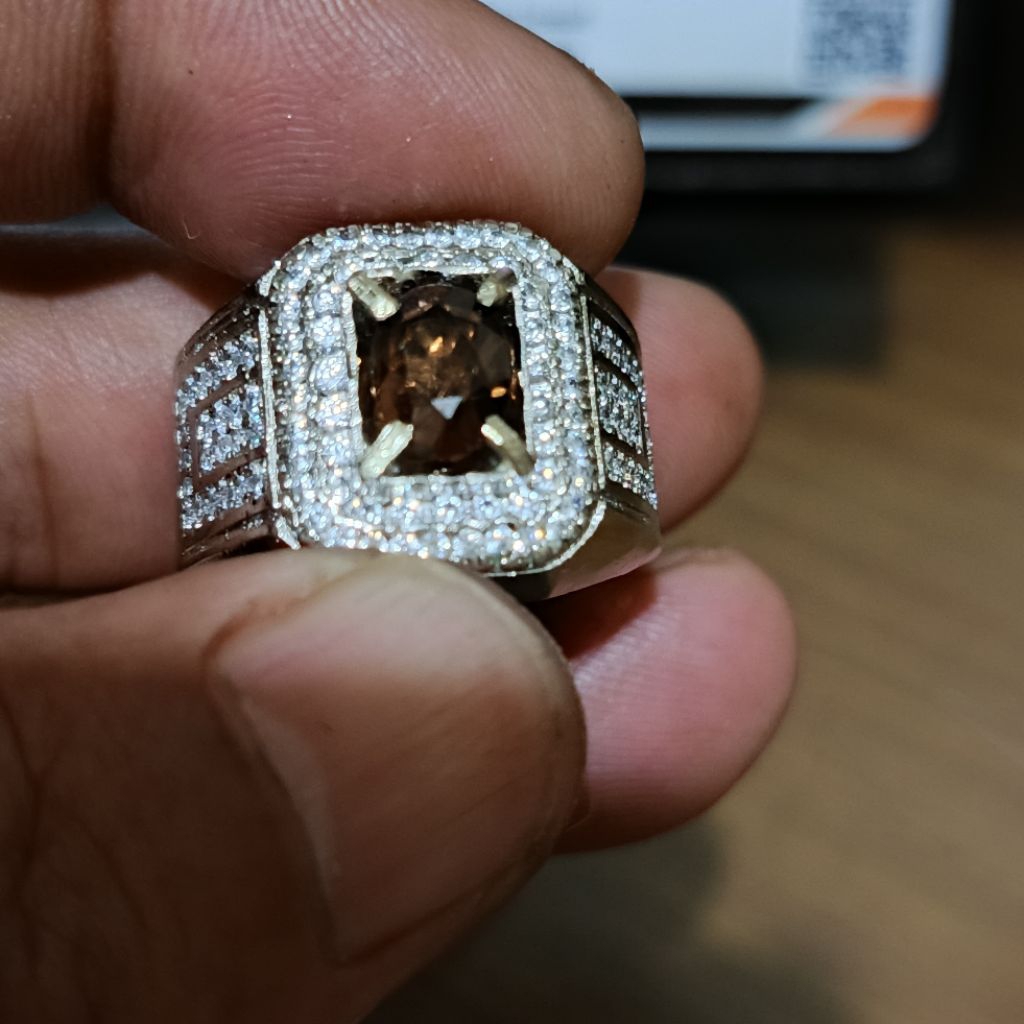 natural brown zircon + memo. gems