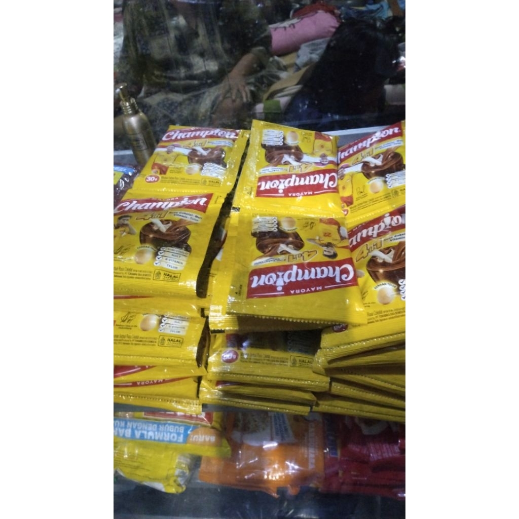 

Susu Champion coklat 1 renteng (10 sachet) kemasan baru timnas