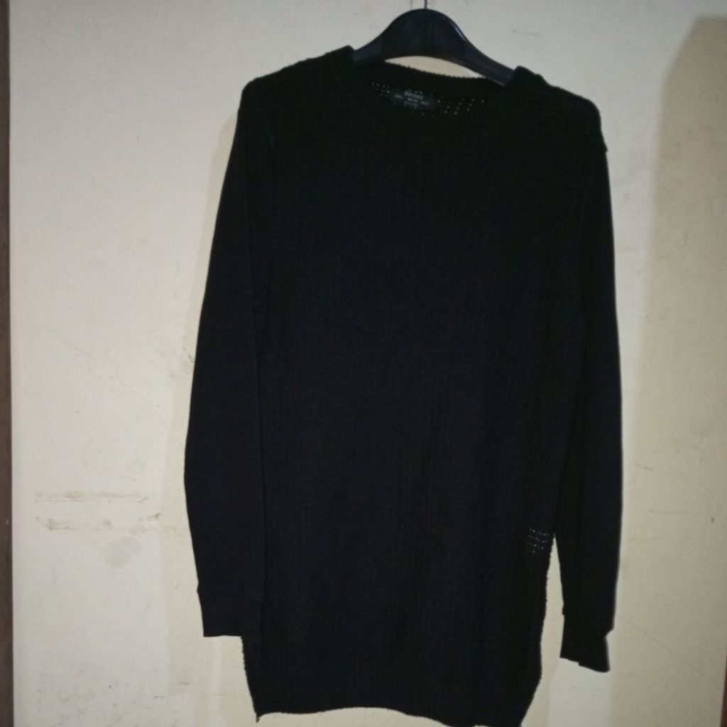 Swetertafuy varsity trhipting brand BERSHKA