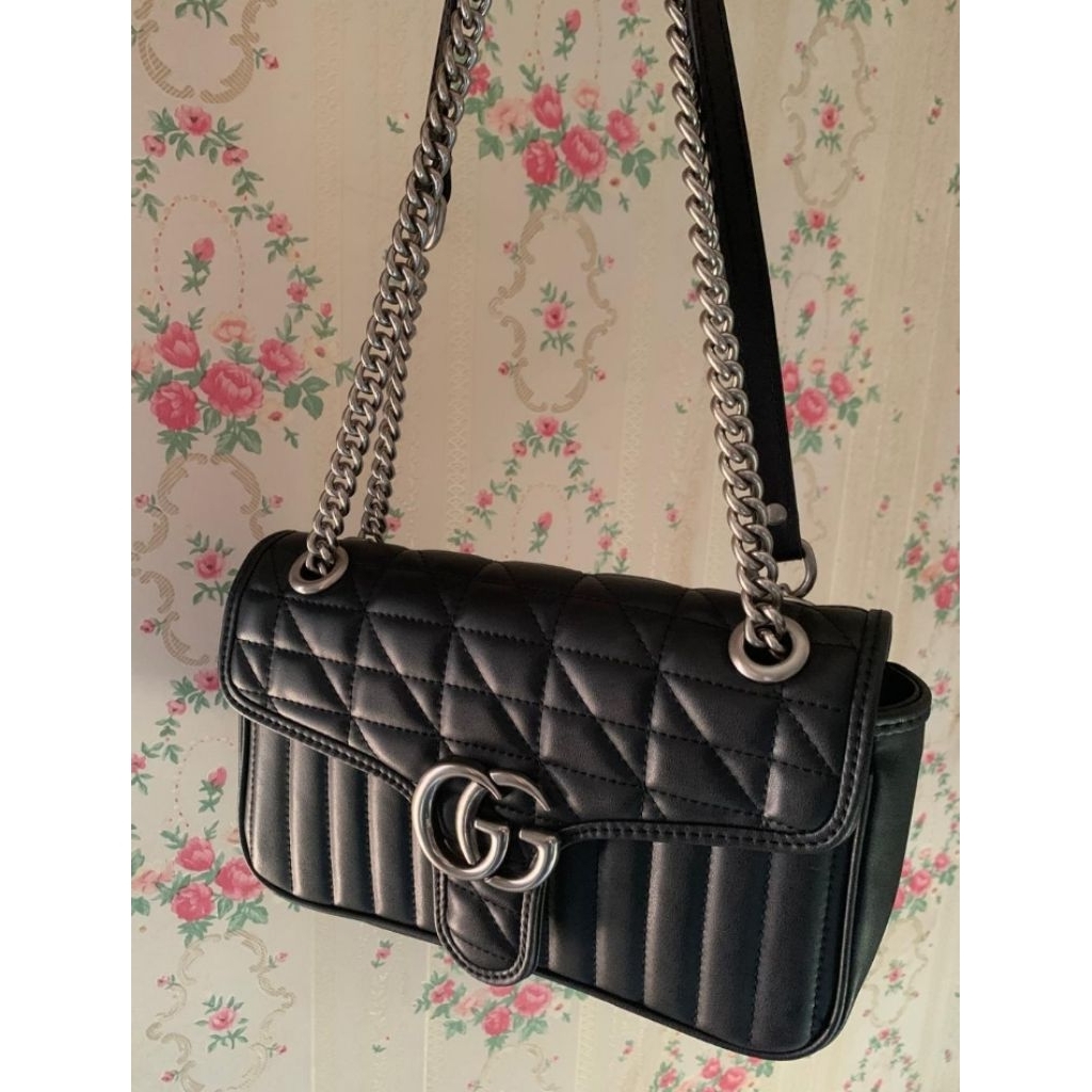 Gucci Marmont Black Preloved
