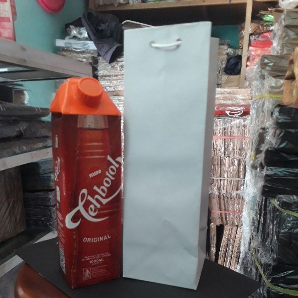 

paperbag white botol (10x10×30) isi 12 pc