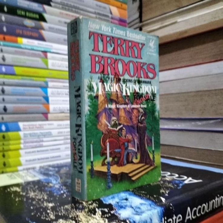 NOVEL IMPORT MAGIC KINGDOM FOR SALE.BY.TERRY BROOKS