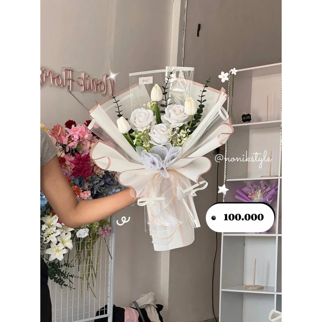 Buket bunga mawar artificial/buket bunga murah/kado lamaran/buket lamaran