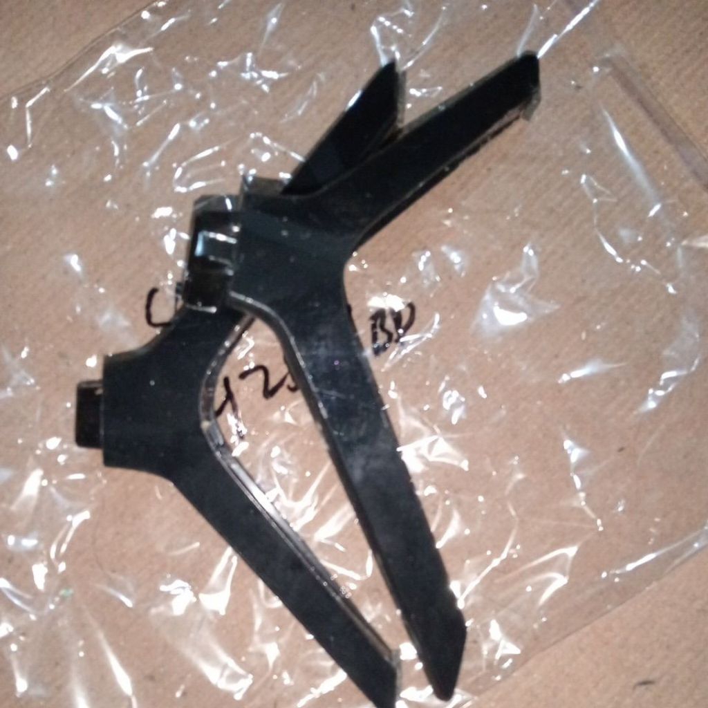 Kaki TV Sharp 42BB/BD