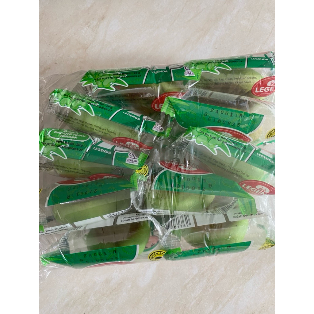 

ROTI GEPENG MERK LEGENDA RASA KACANG HIJAU PANDAN ISI 10PCS
