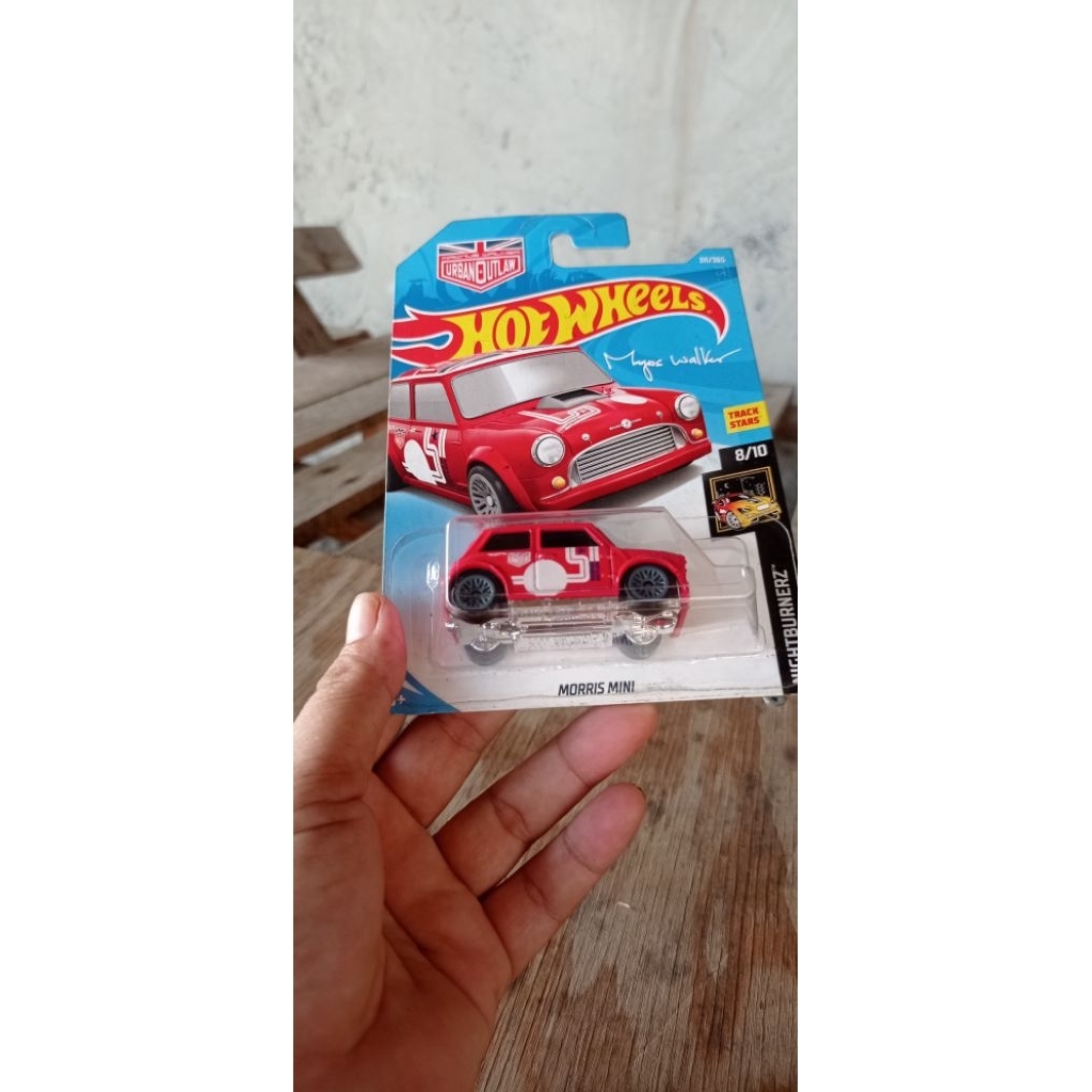 Hotwheel Morris mini