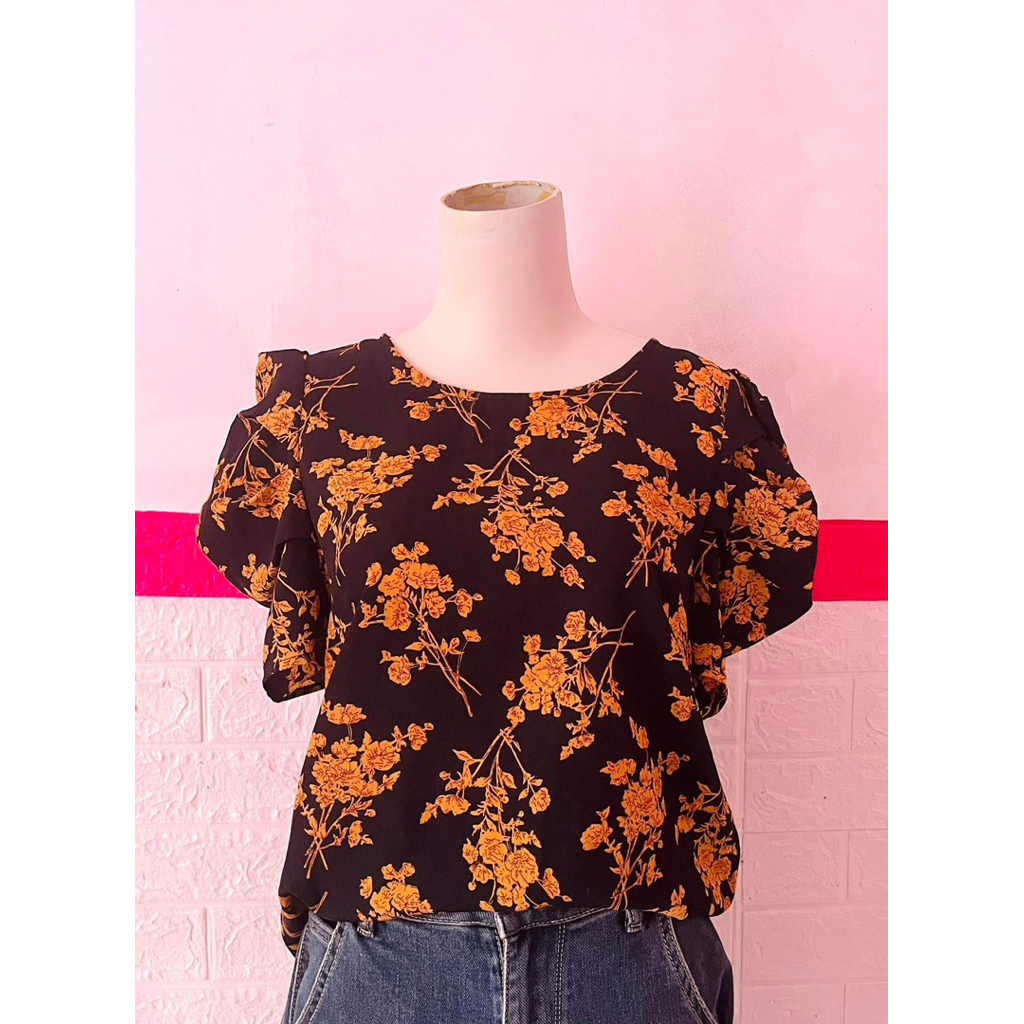 Preloved blouse shein